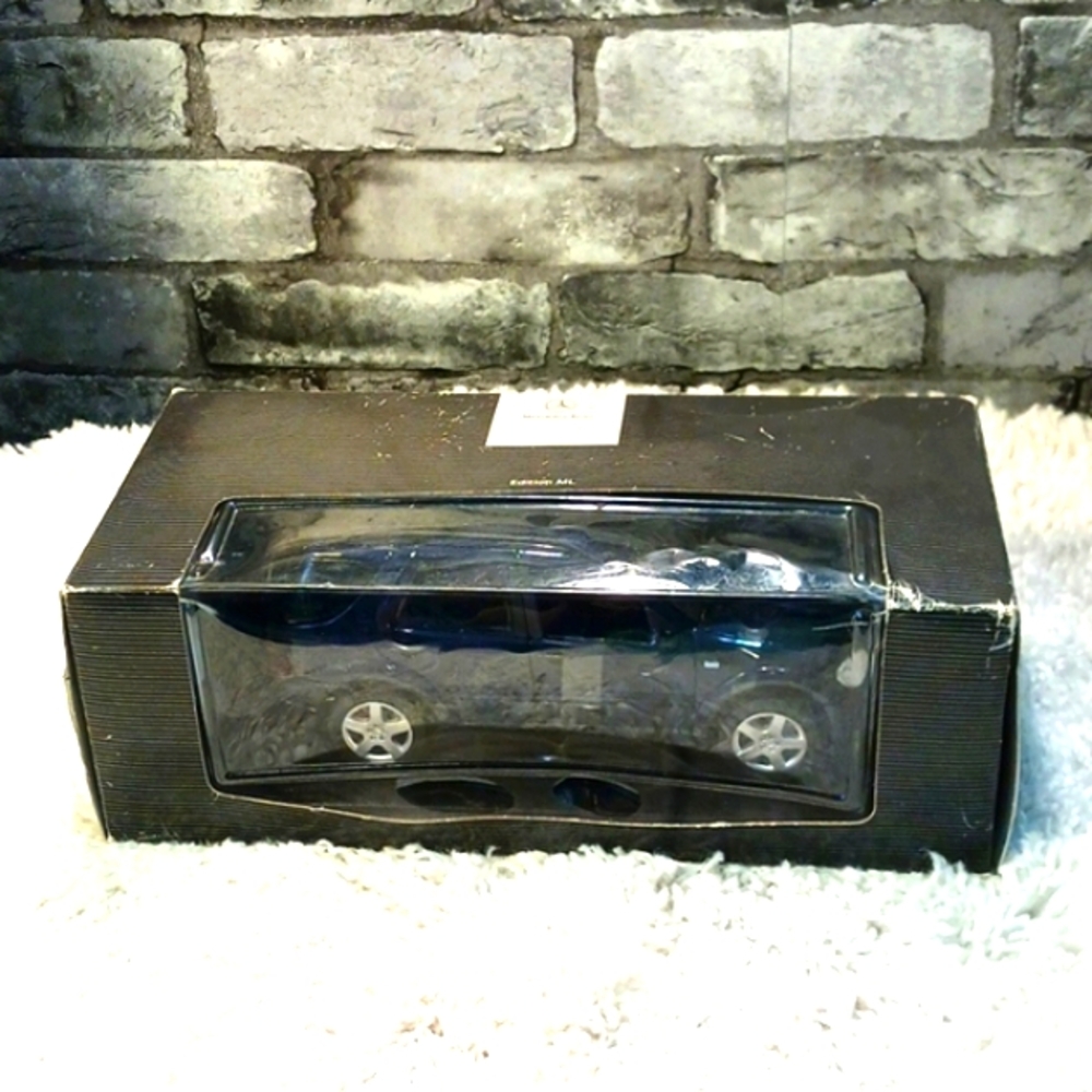 Mercedes-Benz ML 55 AMG, Die-Cast Car